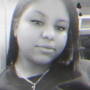 Meet your Posher, Sheila